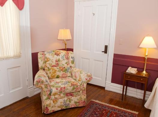 Frederick House Bed & Breakfast Staunton Exterior photo